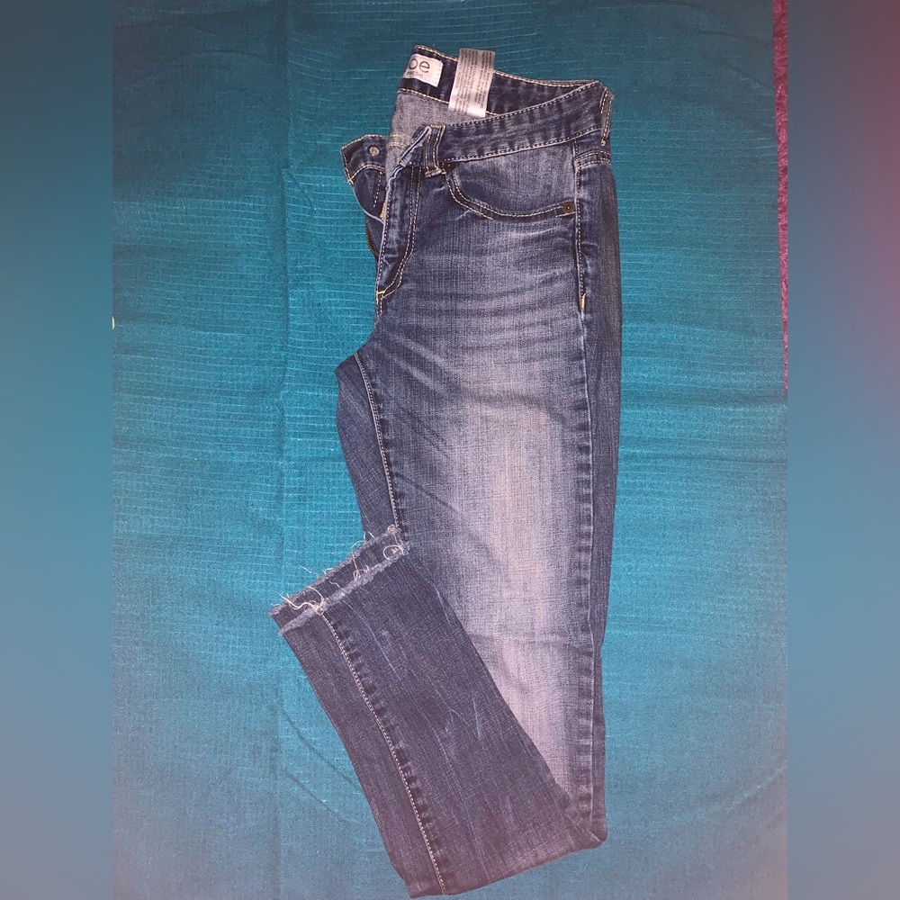 SIZE2 SLIM DENIM STRAIGHT LEG JEANS